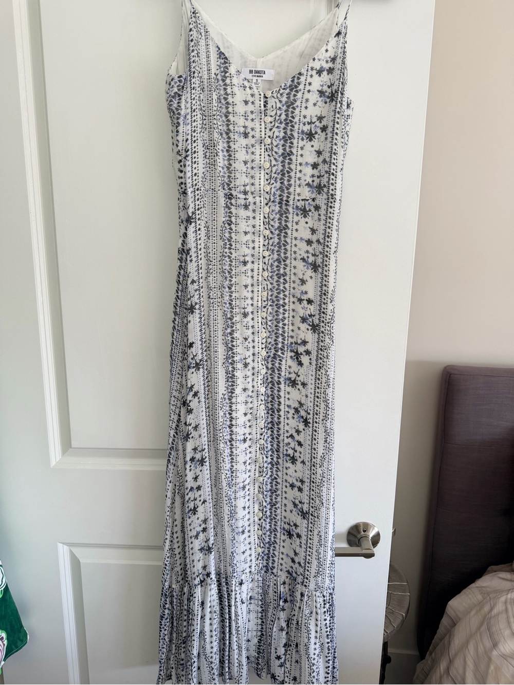 BB Dakota White and Navy Printed Spaghetti-Strap Maxi Dress